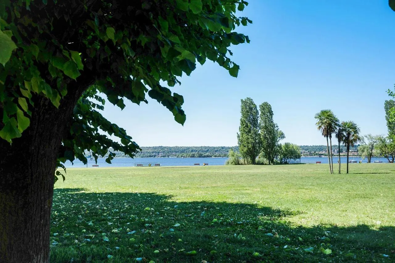 Iris Apartment Lago Maggiore Angera